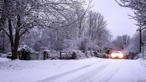 BBC Weather Watchers/Sue Car in snow