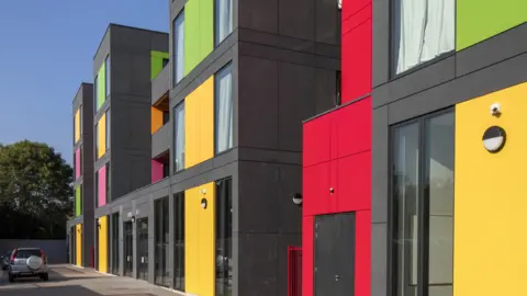 Rogers Stirk Harbour & Partners Modular housing in Lewisham