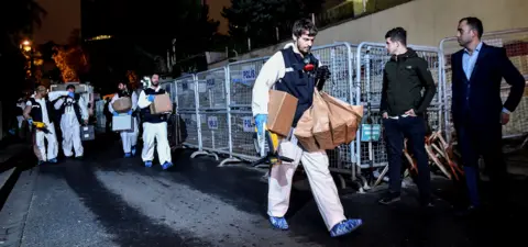 Getty Images Turkish police forensic teams at the Saudi consulate in Istanbul