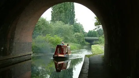 Jon Wornham Droitwich Spa Barge Canal