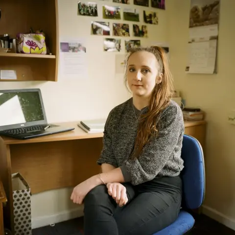 Alice Zoo Lois Reeves