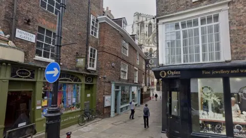 Google Minster Gates