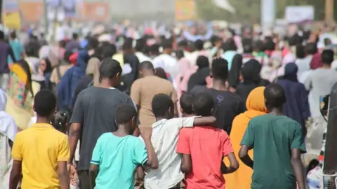 Supplied People protest near the army HQ in Khartoum