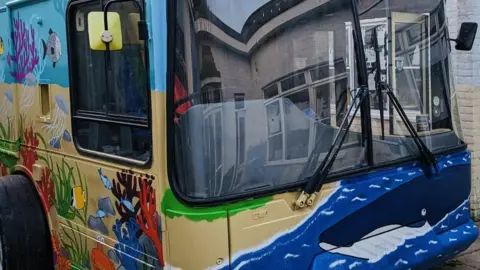 The Mayflower Primary School A school bus library