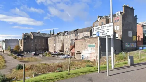 Google West Marketgait