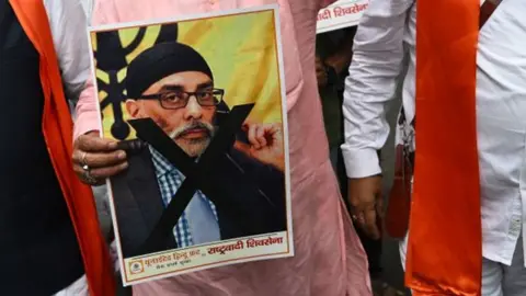 Getty Images Hindu outfits hold protest against Sikh separatist Gurpatwant Singh Pannun in Delhi