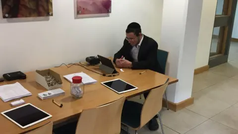 Feng Hao Voter in Gateshead