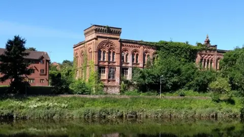 Eva Milroy Rosefield Mills