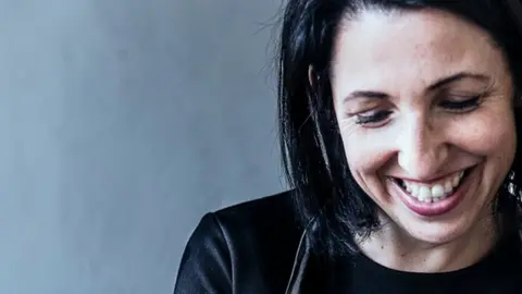 Stephanie Iguna Stephanie Iguna