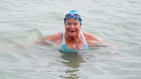 Sally Minty-Gravett Sally Minty-Gravett