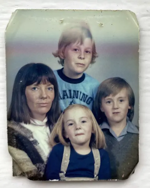 Penny Wincer with her mother and siblings Ashley and Pip