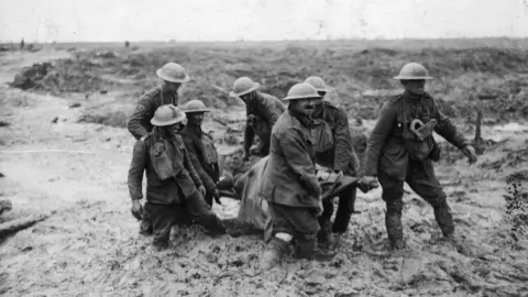 Getty Images Soldiers in the mud at the battle of Passchendaele