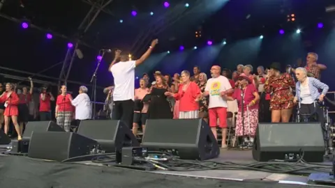 Vicky McClure with the choir at Splendour