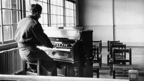 Amber Watson Maurice Gillett