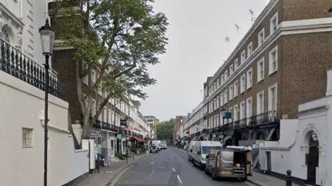 Google Street Beauchamp Place, Kensington,