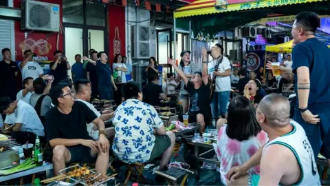 Joyce Liu/BBC Karaoke in the small eastern Chinese city of Zibo