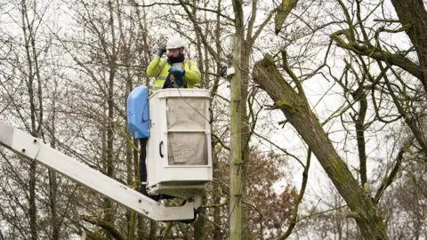 PA Media Engineer restoring power lines