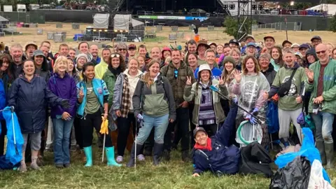 BBC A group photo of volunteers