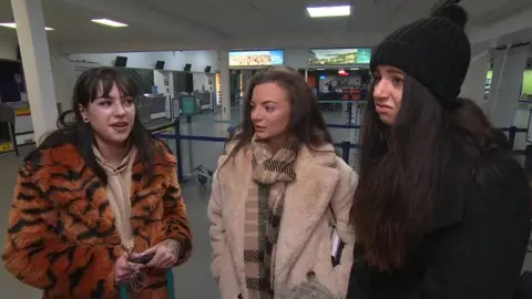 Jessica, Abby and Robyn