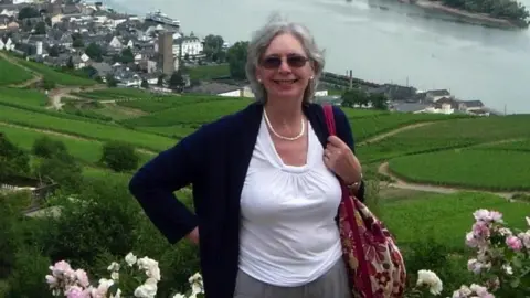 Family handout Sheila Lowe