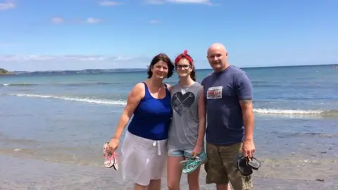 Tracy Jebbett Tracy Jebbett and her family