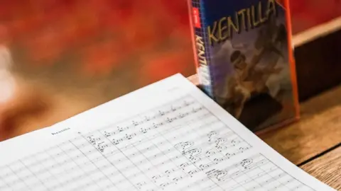 Hull College A music score and computer game