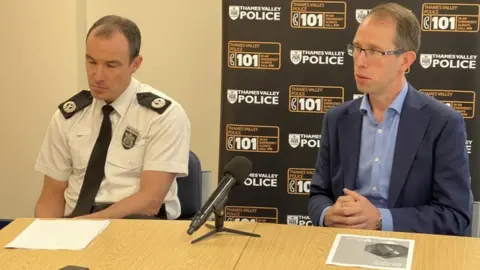 Steve Hubbard/BBC Assistant Chief Constable Tim De Meyer and Thames Valley Police and Crime Commissioner Matthew Barber