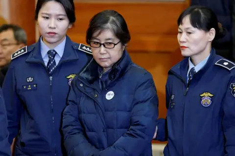 Reuters Choi Soon-sil, the woman at the centre of the South Korean political scandal and long-time friend of President Park Geun-hye, arrives for a hearing arguments for South Korean President Park Geun-hye's impeachment trial at the Constitutional Court in Seoul, South Korea, 16 January 2017.
