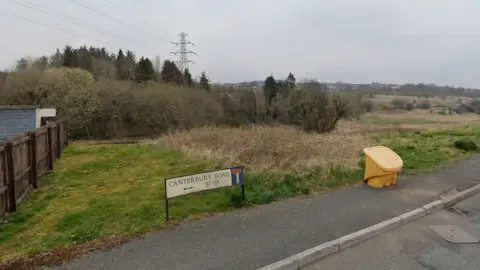 Google Canterbury Road in Beaufort, Ebbw Vale