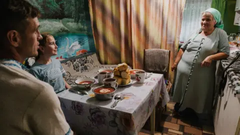 Edward Matthews Family with borscht