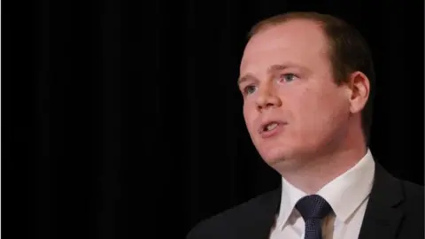 Pacemaker Gordon Lyons