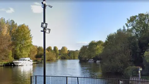 Google River Thames at Scours Lane