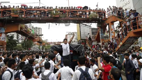 EPA Protesting students in Dhaka