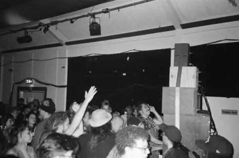 @harrysweeneyphoto Nightclub scene