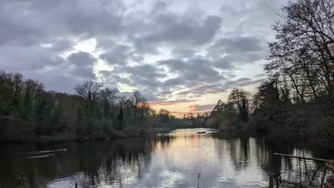 Claire Aukett SUNDAY - Maiden Lake, Lower Earley, Reading