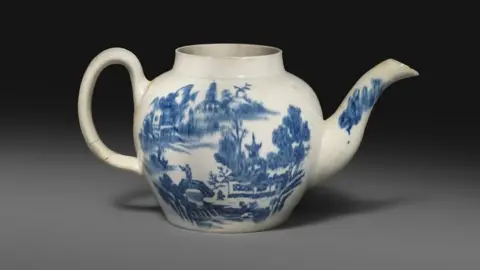 Woolley and Wallis Porcelain teapot