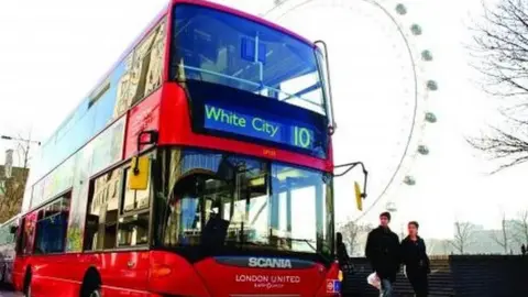 RATP Red bus