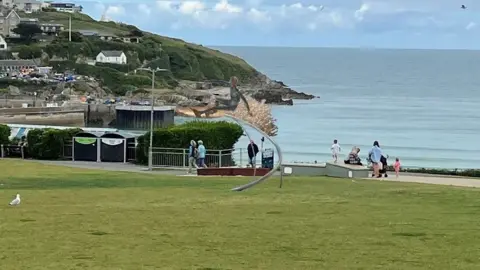 Newquay Town Council An impression of how the statue could look if it was sited at Killacourt