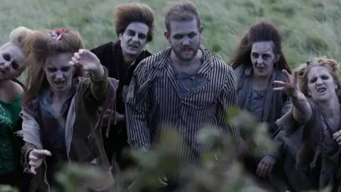 S4C Prosiect Z - the game show where you have to avoid the zombie apocalypse