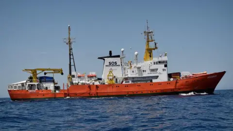 AFP Aquarius, 6 May 18