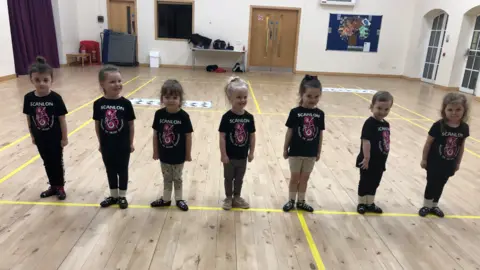 Scanlon School of Irish Dancing Dancers