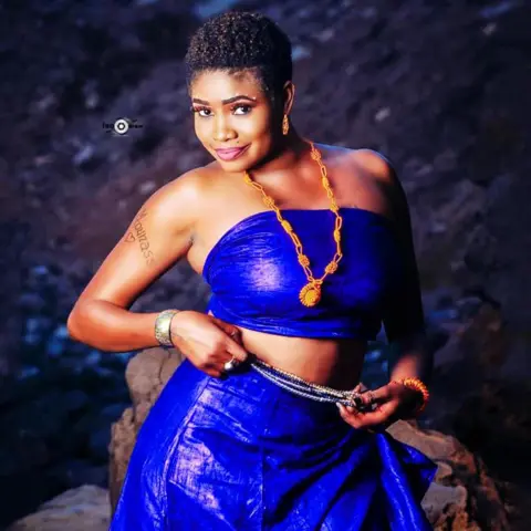 Courtesy of Lady Mounass Lady Mounass