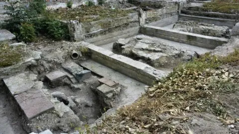 National Institute of Anthropology and History House from the 16th Century uncovered in Mexico City