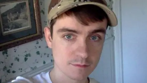 Facebook Alexandre Bissonnette