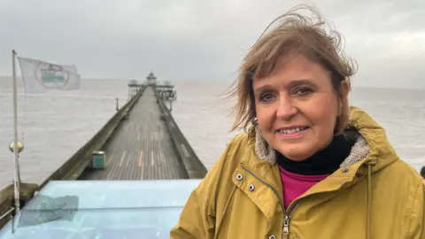 Nicole Laken at Clevedon Pier