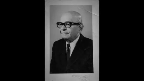 Hemant Chaturvedi WM Namjoshi