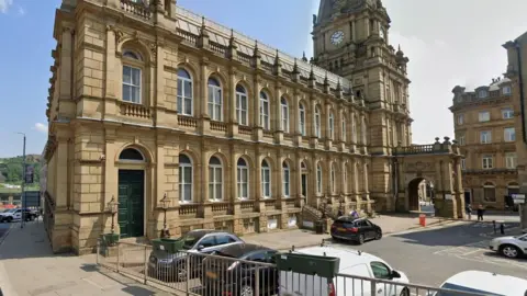 Google Halifax Town Hall