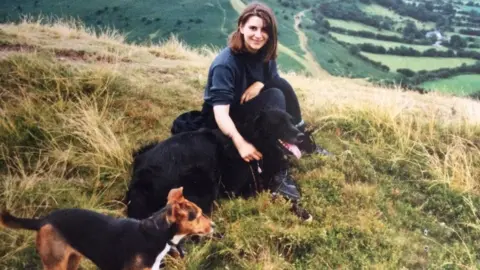 Niki Jones Niki Jones