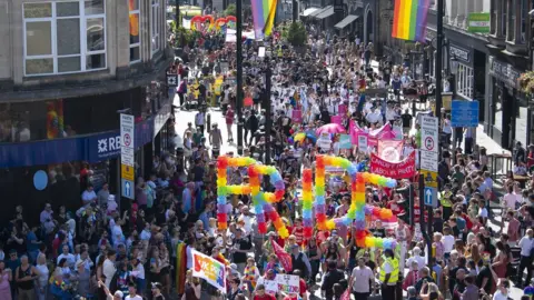 Matthew Horwood parade on St Mary Street