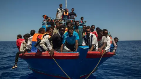 AFP Migrant boat off Libya, 2 Aug 2017